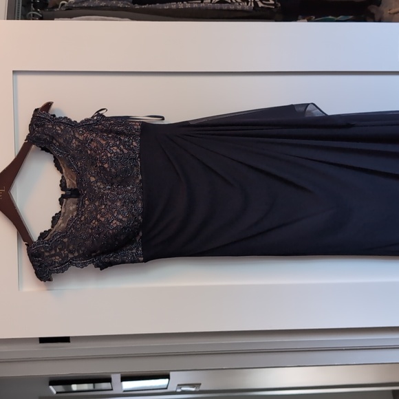 Women's Long Dress - Picture 1 of 8